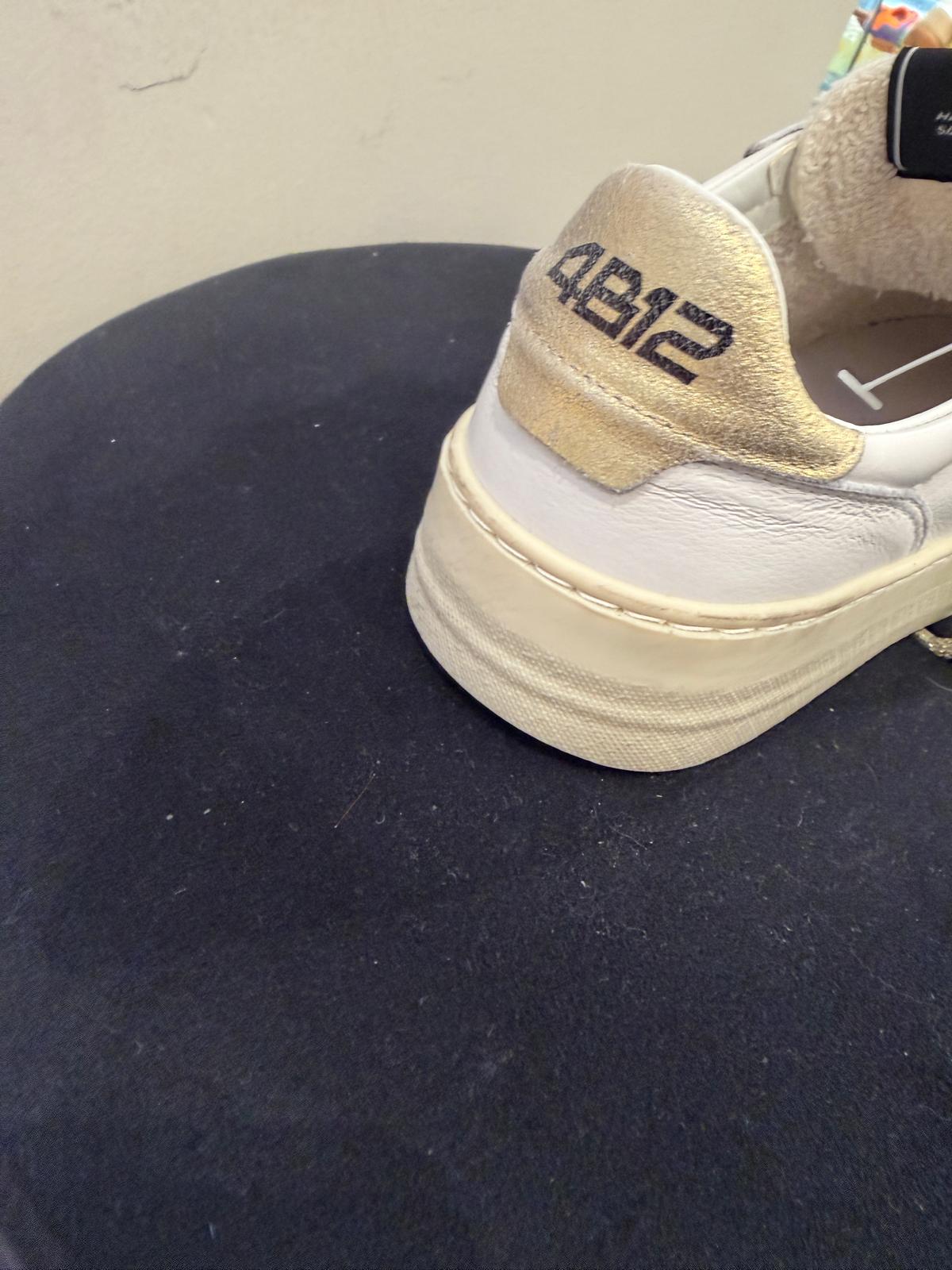 Sneaker 4B12